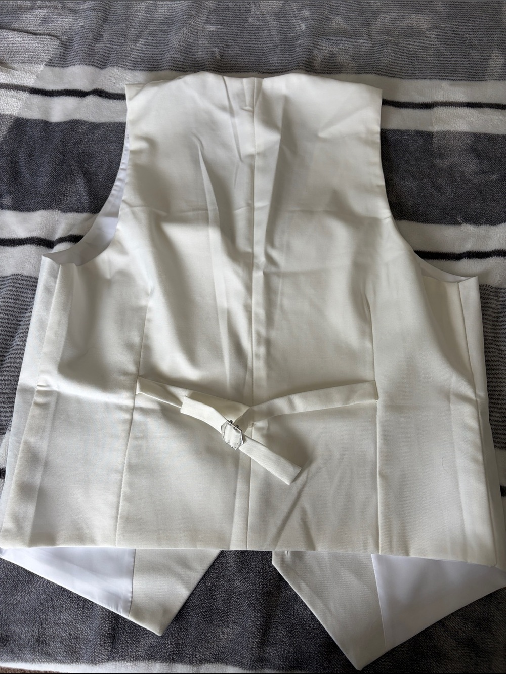 Classic White Men's Vest with Black Trim - Picture 3 of 3